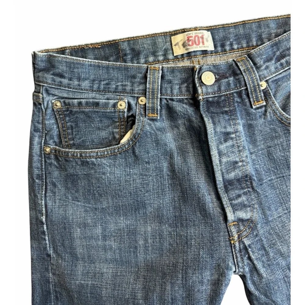 Levi's 501 Jeans Men 30x27 Blue Straight Leg Button Fly Denim‎ Classic